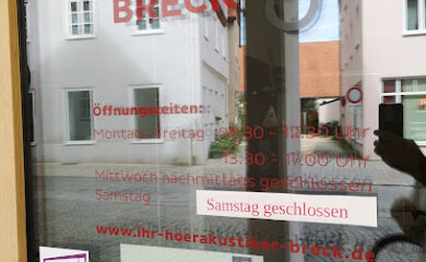 Hörgeräteakustiker Ihr Hörakustiker Breck e.K.
