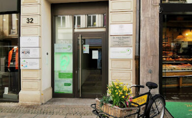 Stoll Hörgeräte-Akustik 9 Hörgeräteakustiker Schöner hören Hörakustik Wiesbaden City